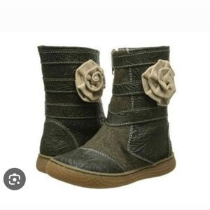 Livie & Luca Tooled Leather Boots With Honeycomb Soles Size 4